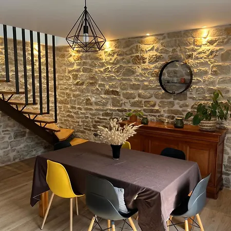 Σπίτι διακοπών Maison Entierement Renovee, Jardin & Terrasse A 5min Des Plages *