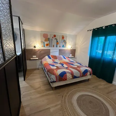 Maison Entierement Renovee, Jardin & Terrasse A 5min Des Plages Combrit